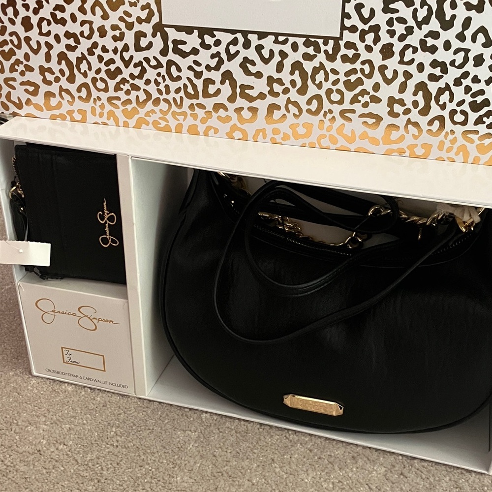 JESSICA SIMPSON crossbody bag/wallet set NWT